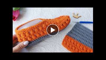 Crochet homemade footprints. Simple crochet slippers without seams on the sole.