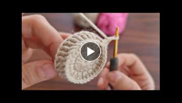 Super beautiful crochet pincushion making - Çok güzel tığ işi örgü iğnelik yapımı