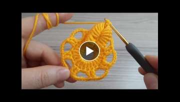 Crochet Flower With 3D String Petals. Fabulous Home Decor / Muhteşem çiçek örgü modeli yapı...