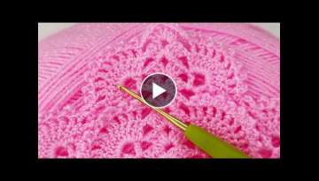 EASY CROCHET DOWRY TRIANGLE KNITTING SHAWL MODELS AND MAKINGS - SHAWL SAMPLES - SHAWK KNITTING MO... EASY CROCHET DOWRY TRIANGLE KNITTING SHAWL MODELS AND MAKINGS - SHAWL SAMPLES - SHAWK KNITTING MO...